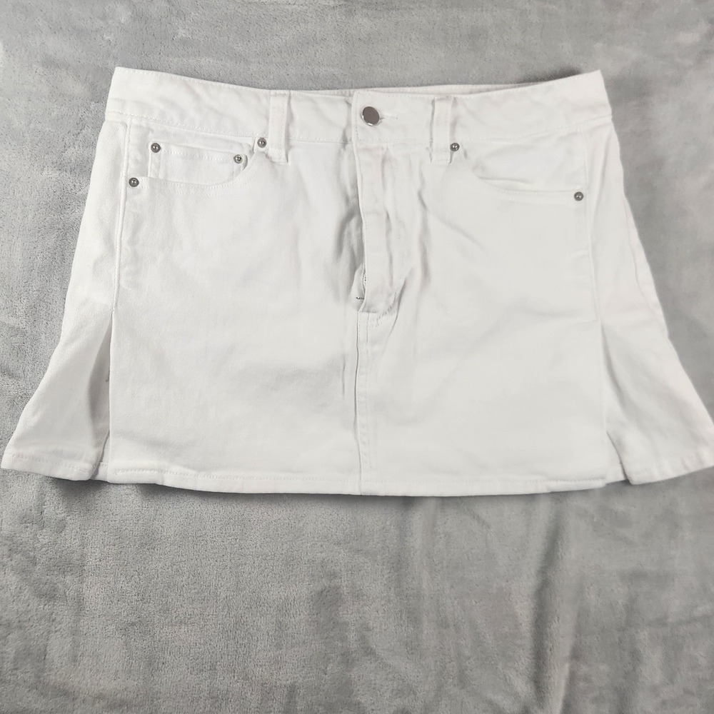Tinseltown White Denim Mini Skirt size 11 Coastal Preppy Classic Festival